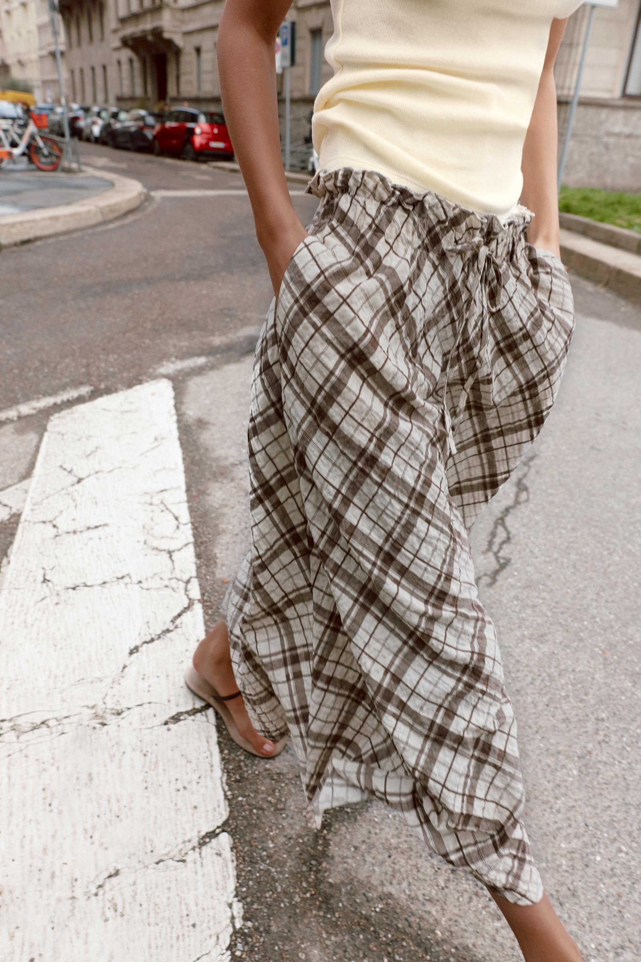 CHECKS MIDI SKIRT