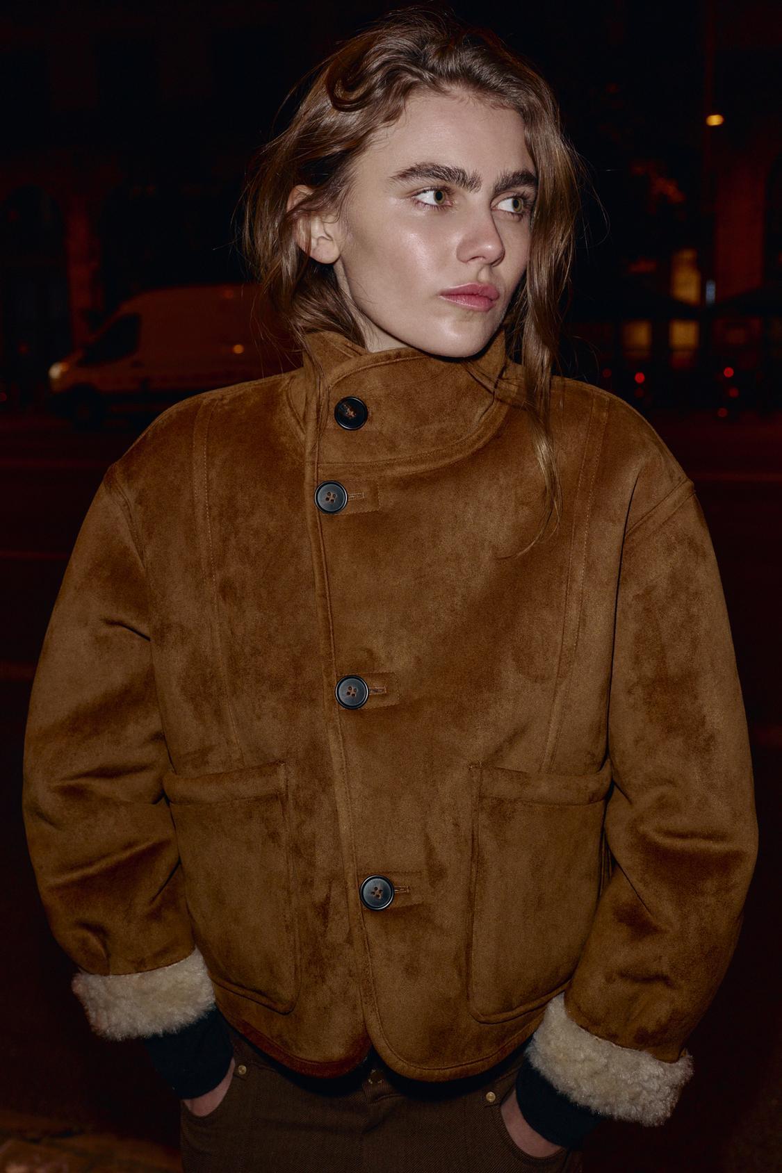 ДВУЛИЦЕВО ЯКЕ