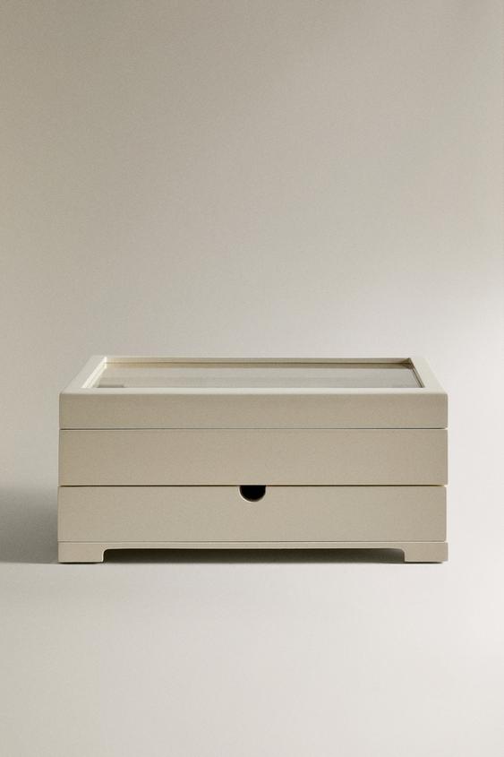 SMALL LACQUERED JEWELRY BOX WITH A DRAWER AND LID