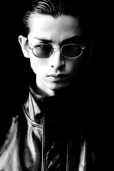 ROUND METAL SUNGLASSES - Matte silver by Zara