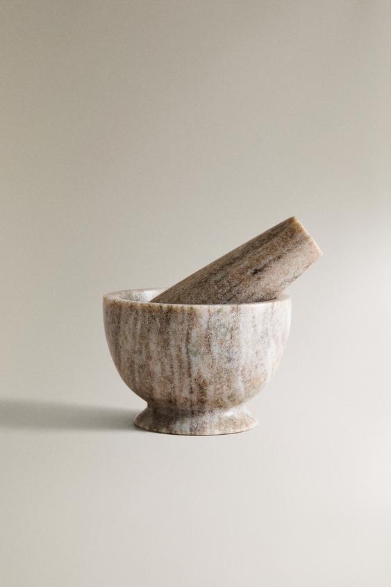 MARBLE PESTLE AND MORTAR
