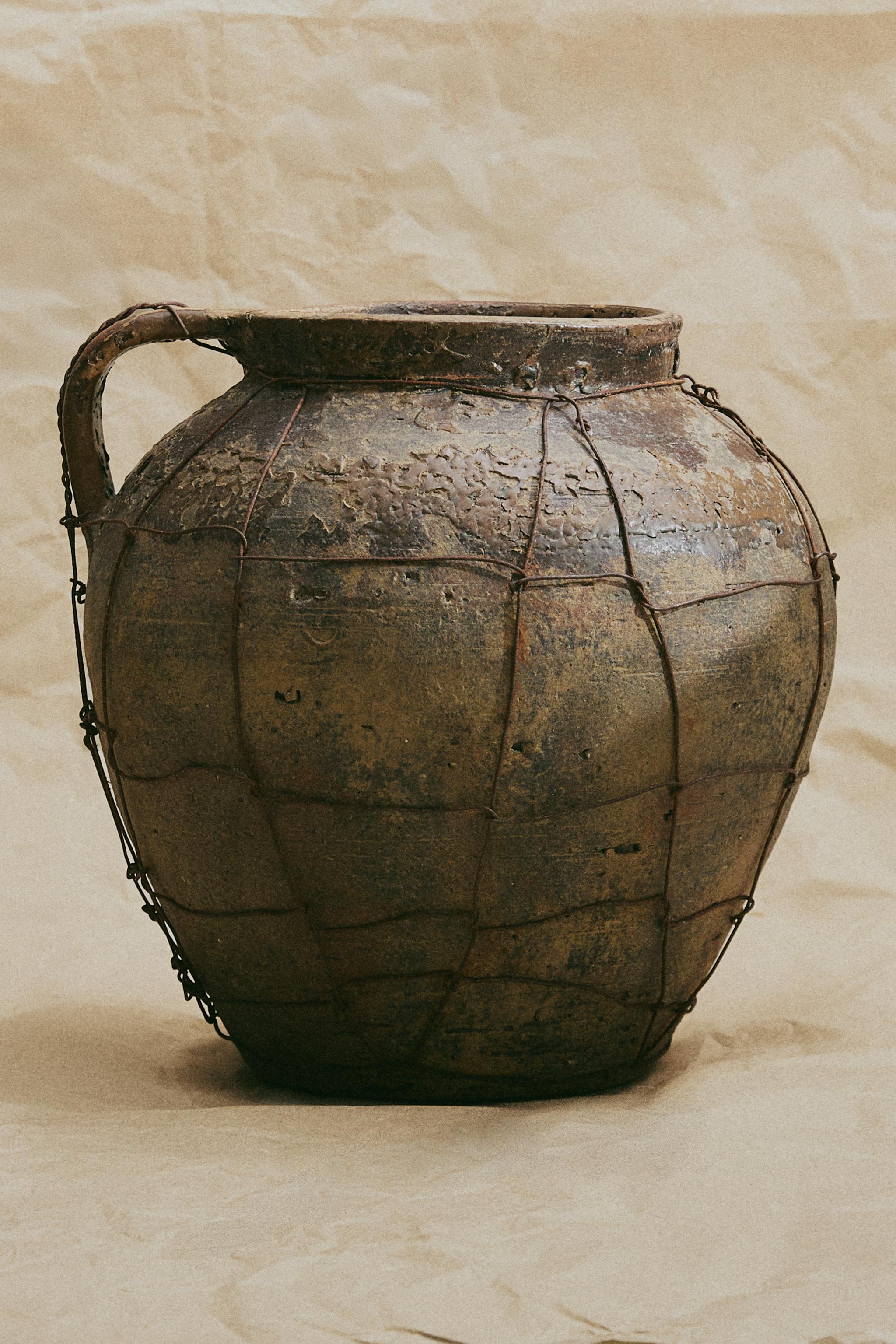 VASE TERRE CUITE GRILLAGÉ