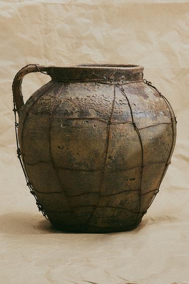 TERRACOTTA LATTICE VASE - Khaki by Zara