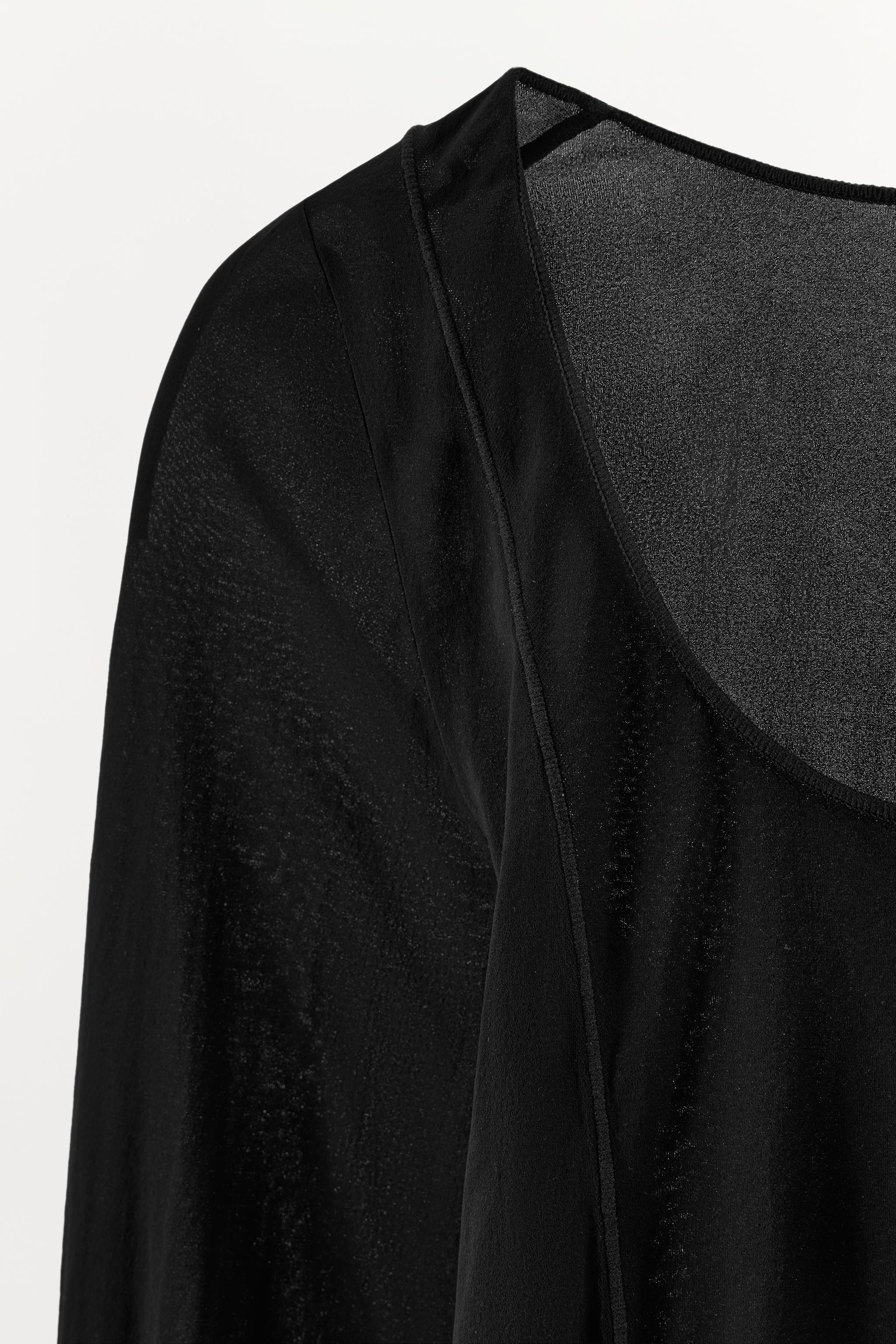 SEAMLESS BODYSUIT