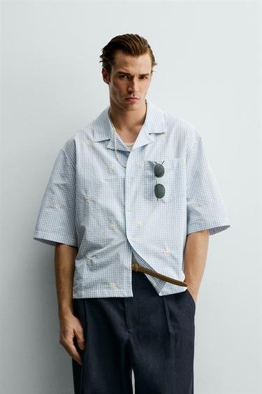 EMBROIDERED FLORAL RELAXED FIT SHIRT - Sky blue by Zara