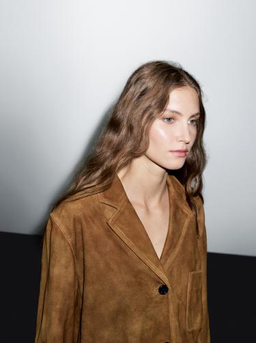 Blazer bolsillos piel ante - Visón oscuro de Zara