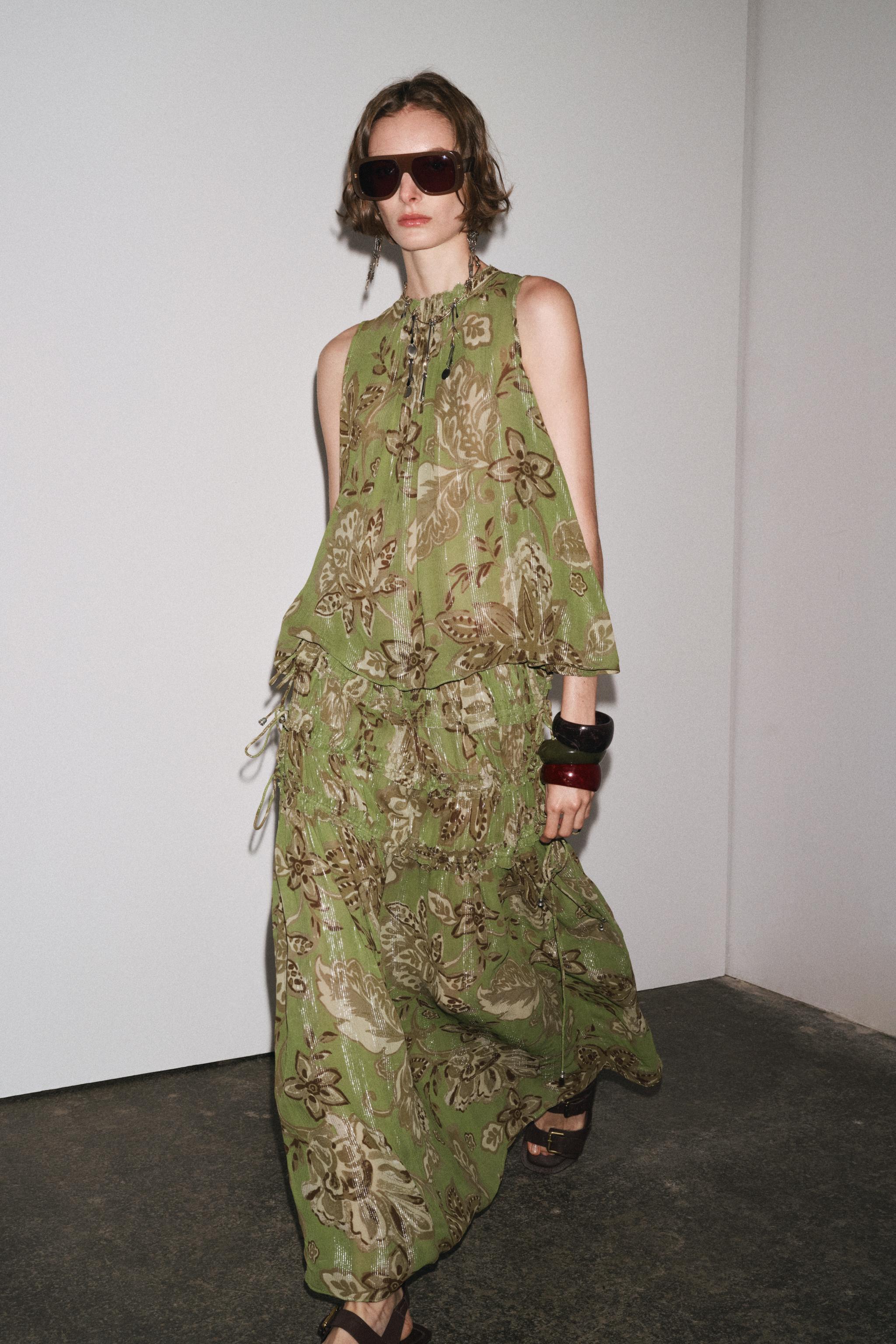 ZARA - 新品☆ZARA ザラ プリーツ入りパフスリーブトップス