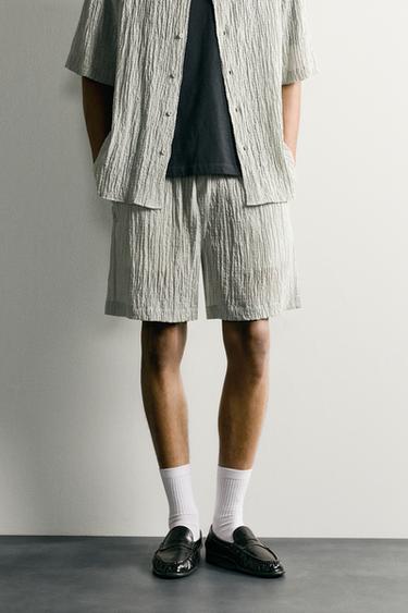 TEXTURED RELAXED FIT BERMUDA SHORTS - Light grey by Zara