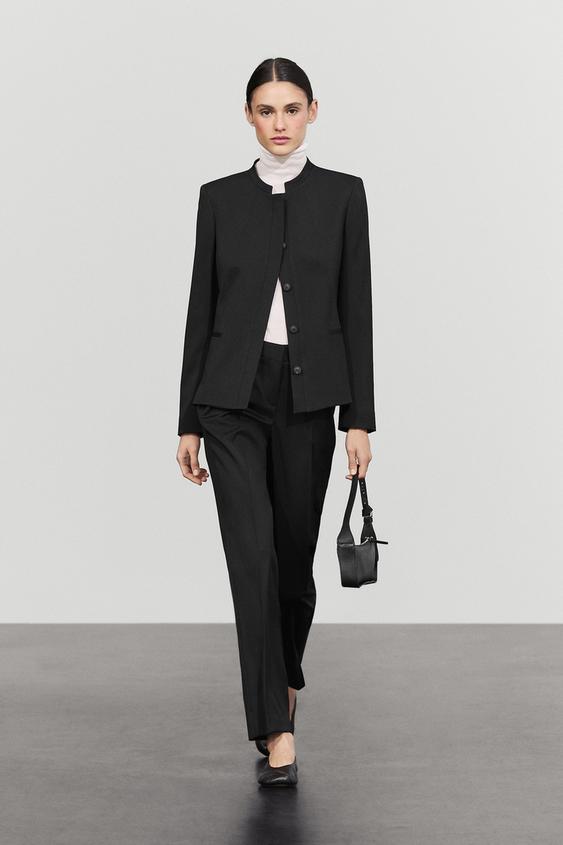 Blazer à col rond avec pinces - Noir de Zara - Image 0