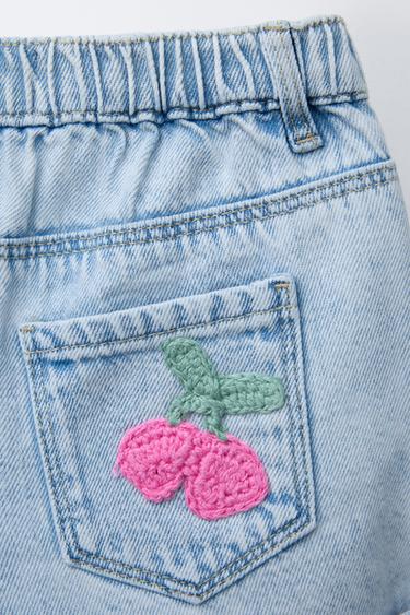 SHORT EN JEAN AVEC CROCHET FRUITS - Bleu clair de Zara - Image 3