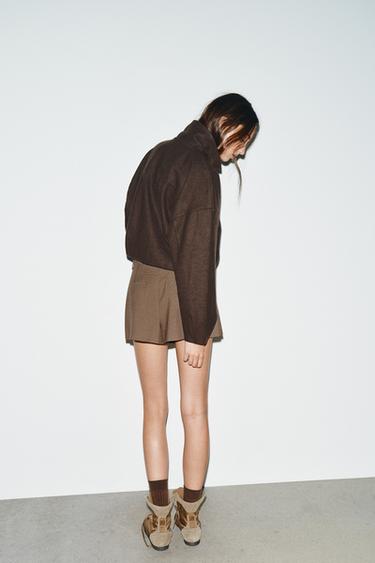 SHORT À PLIS ET BOUTONS - Kaki de Zara - Image 4