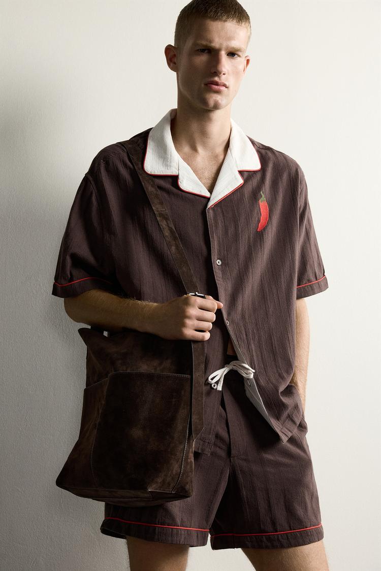 Camisa de corte relajado con bordado de chile 6