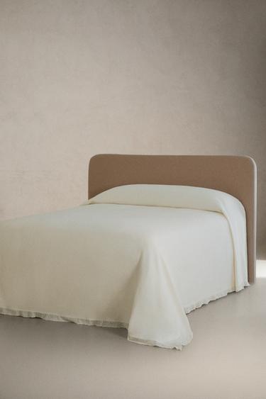 COTTON BEDSPREAD WITH EMBROIDERED RUFFLED TRIMS - Ecru by Zara - Image 1
