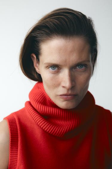 Zara HIGH COLLAR KNIT VEST - Bright red