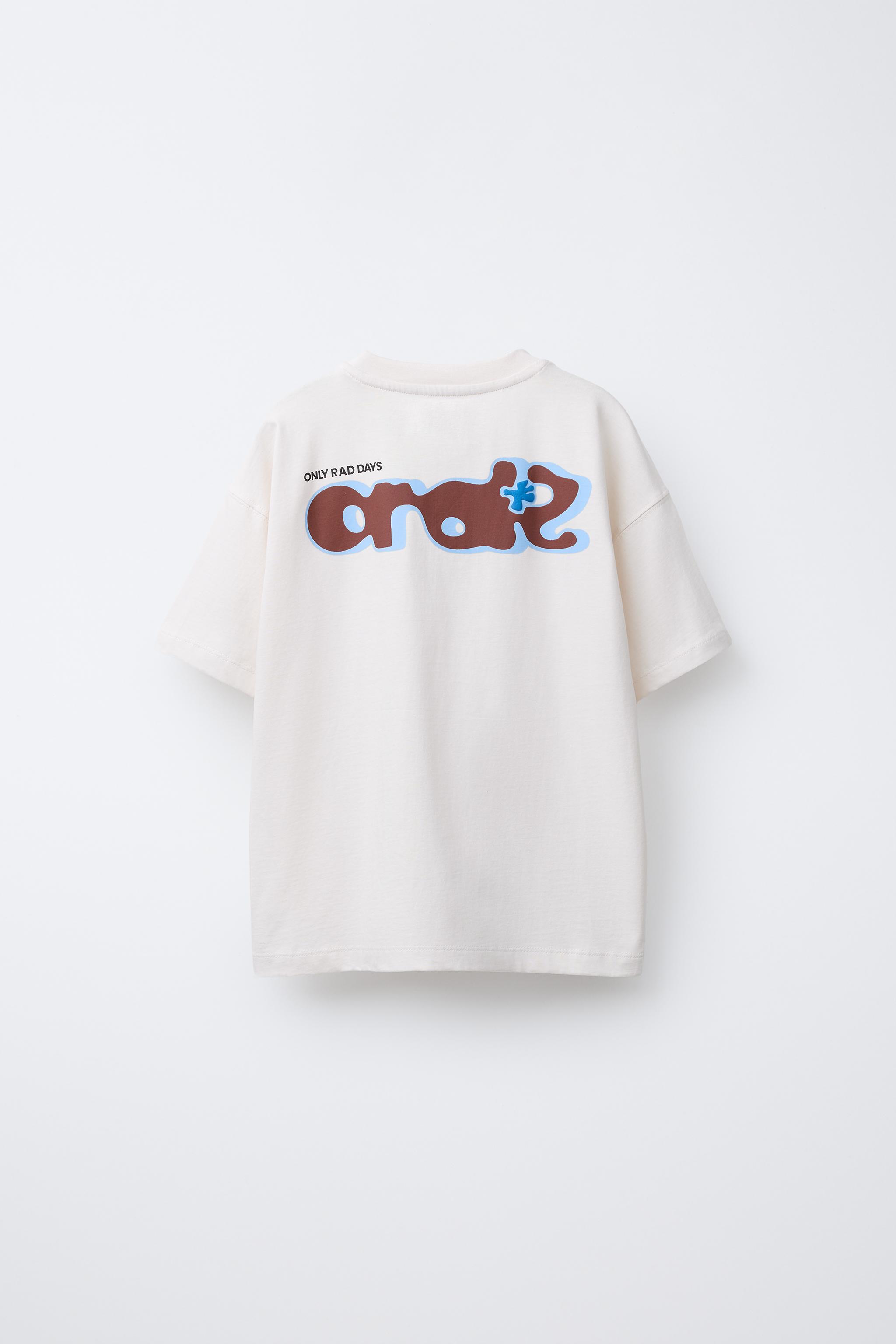 RAISED TEXT PRINT T-SHIRT