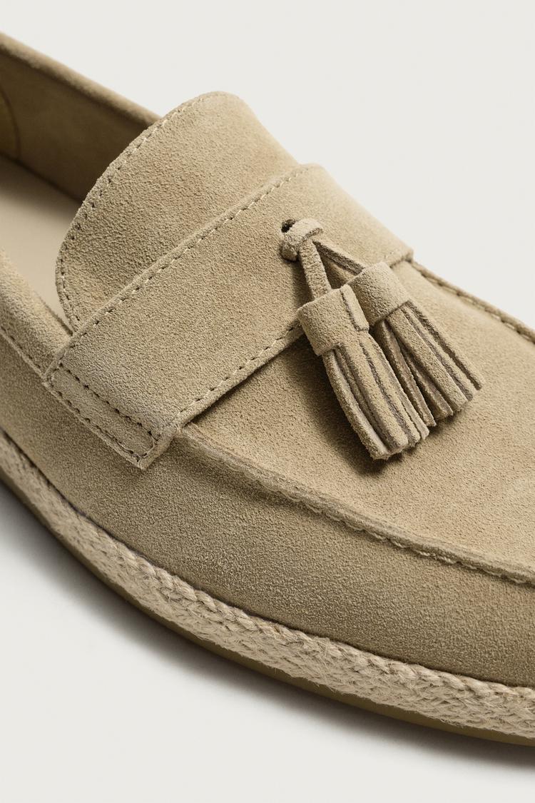 Mocasines casuales de cuero con borlas 6