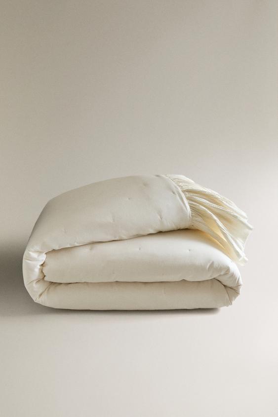 EDREDOM DE ALGODÃO COM BABADO - Branco-marfim da Zara - Imagem 0