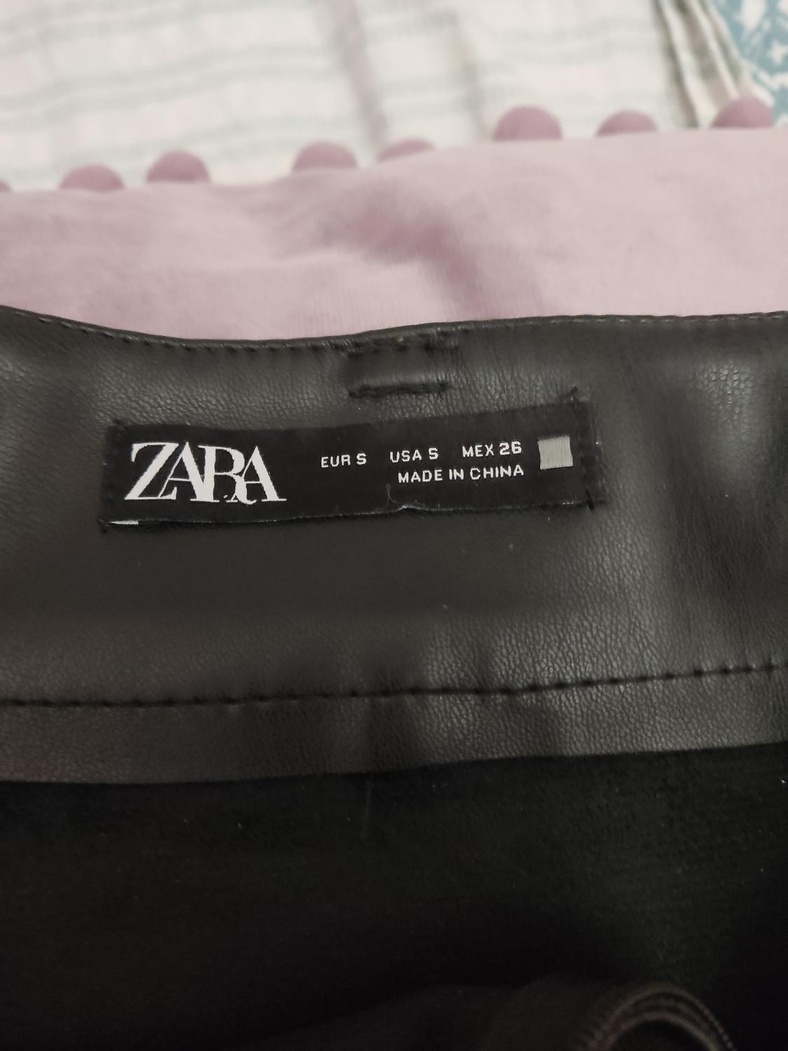 PLEATED FAUX LEATHER SKIRT - Image 4