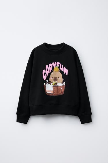 SUDADERA ESTAMPADO CAPYFUN © - Negro de Zara