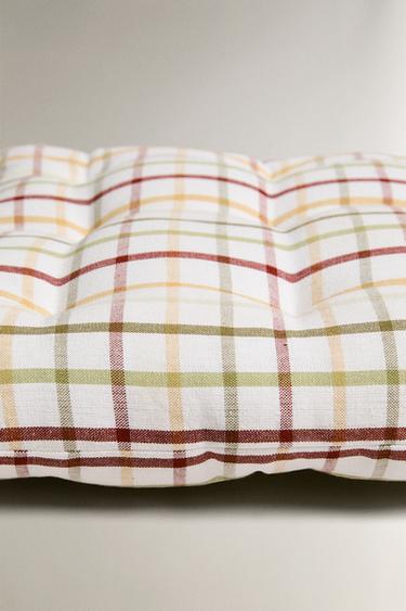 DYED THREAD CHAIR CUSHION - Green by Zara - Image 4