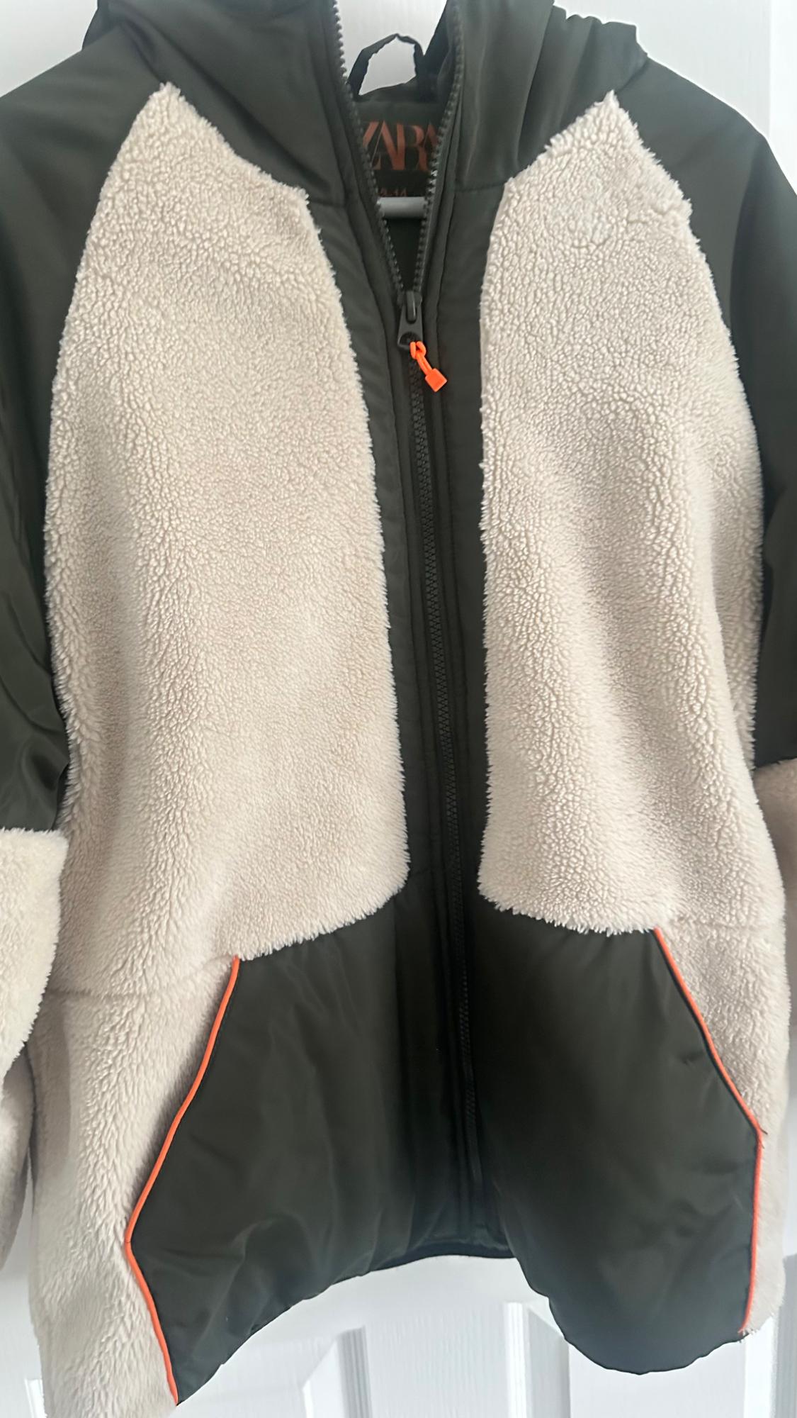 COLOUR BLOCK FAUX SHEARLING JACKET - Image 2