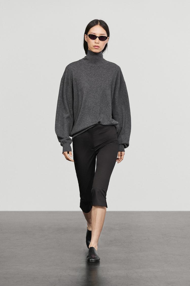 Cotton blend capris — Black