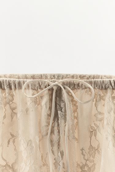 SHORT BOUFFANT EN DENTELLE - Écru de Zara - Image 13