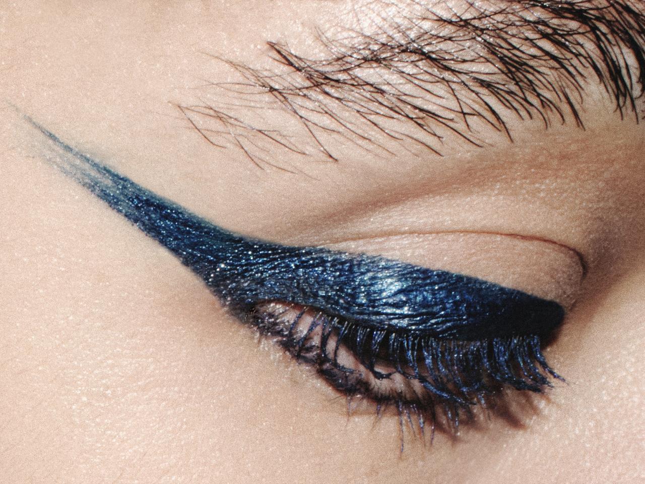 COLOR MASCARA — Darkest Blue