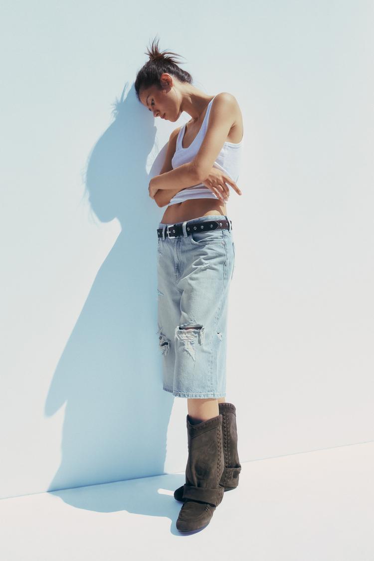 BOTÍN PLANO BORDADOS SERRAJE Marrón ZARA Chile