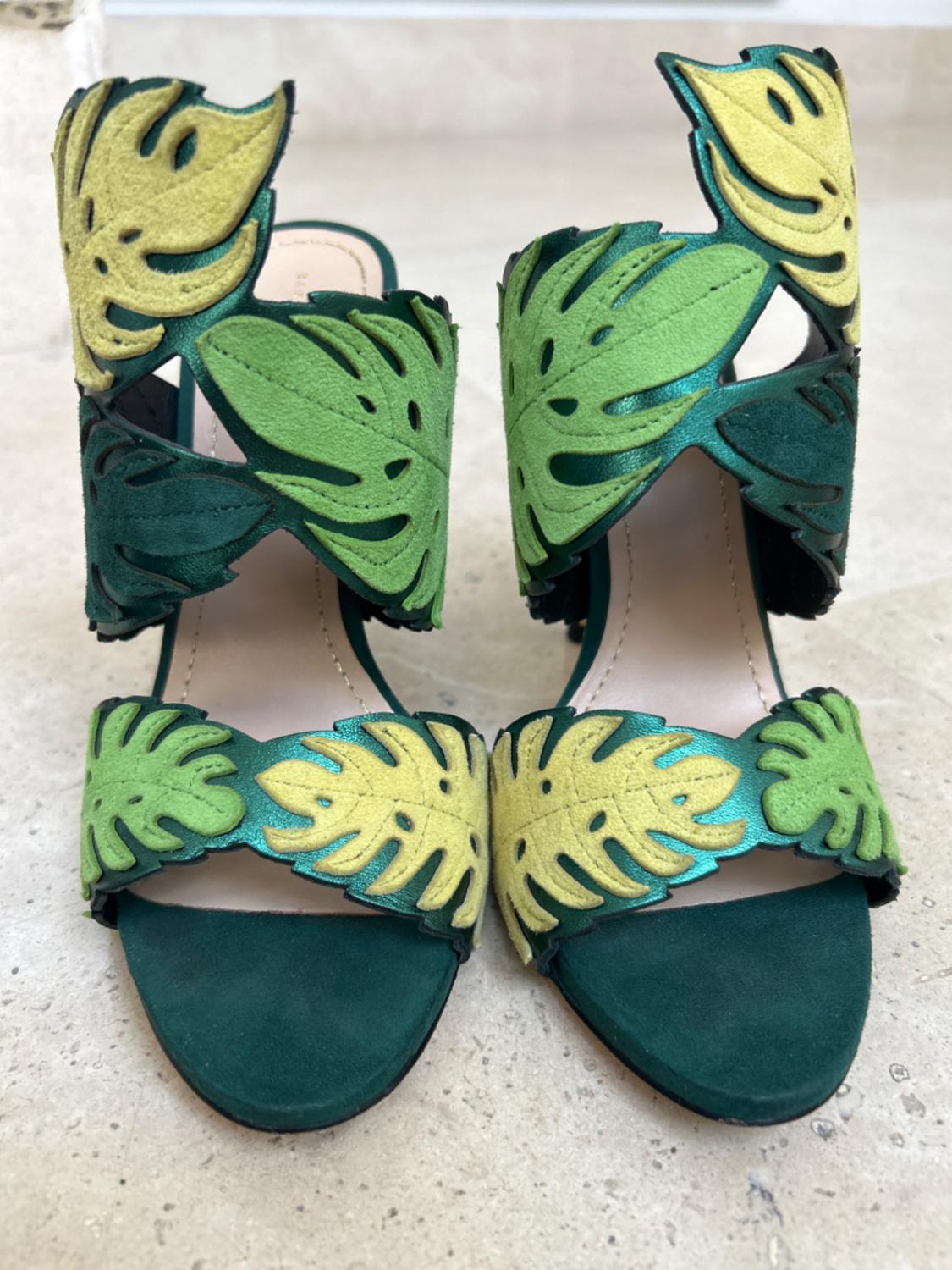 WRAP-AROUND LEATHER LEAF SANDALS - Image 4