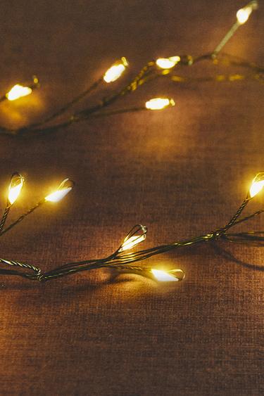 GUIRNALDA LUCES NAVIDAD - Verde de Zara