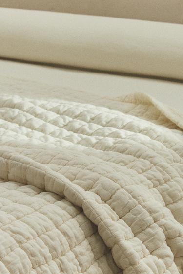COTTON QUILT WITH SQUARES - Oyster-white by Zara