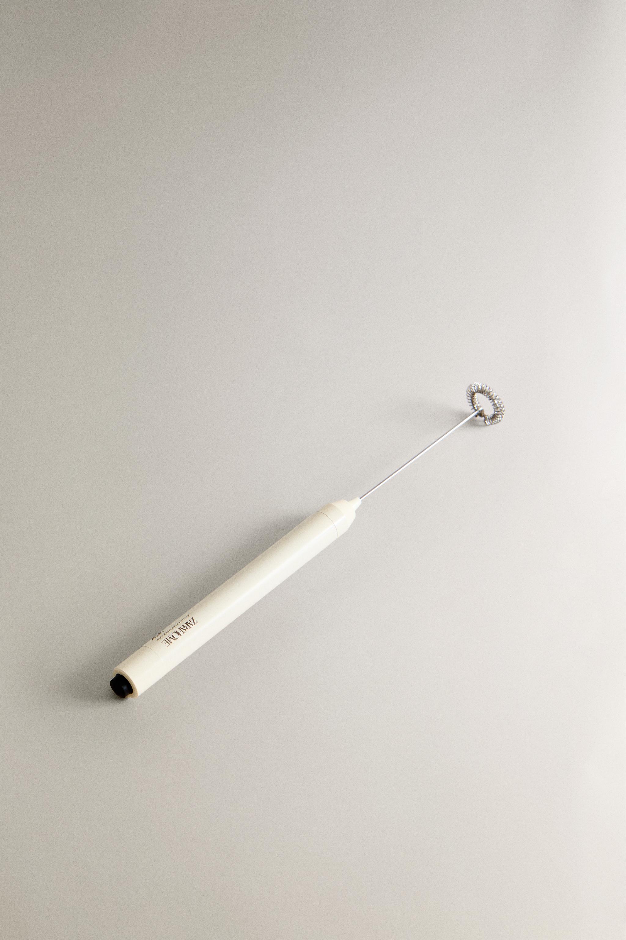 STAINLESS STEEL MILK FROTHER — Cream
