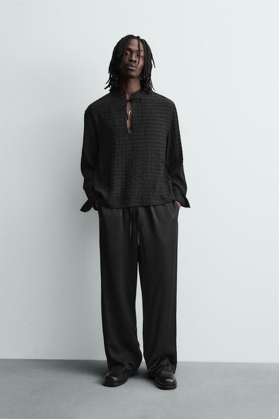 FLUID TEXTURED POLO SHIRT