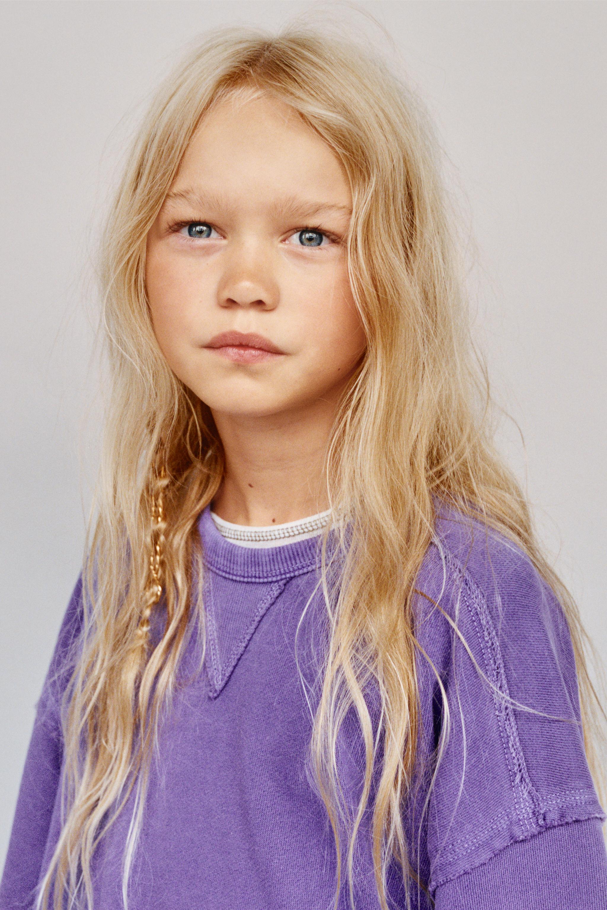 STITCHED PLAIN SWEATSHIRT — Lilac