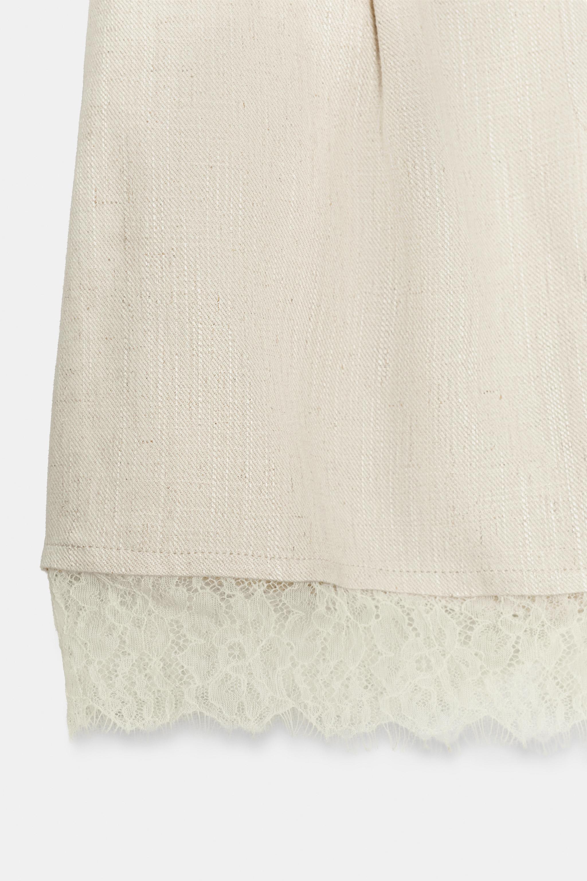 LACE TRIM SHORTS