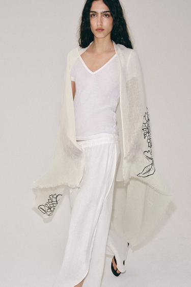 FOULARD EN LIN À FLEURS BRODÉES - Écru de Zara - Image 1