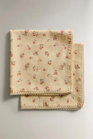 LOT DE SERVIETTES FLEURS SAUVAGES AVEC DENTELLE (LOT DE 2) - Jaune de Zara - Image 0