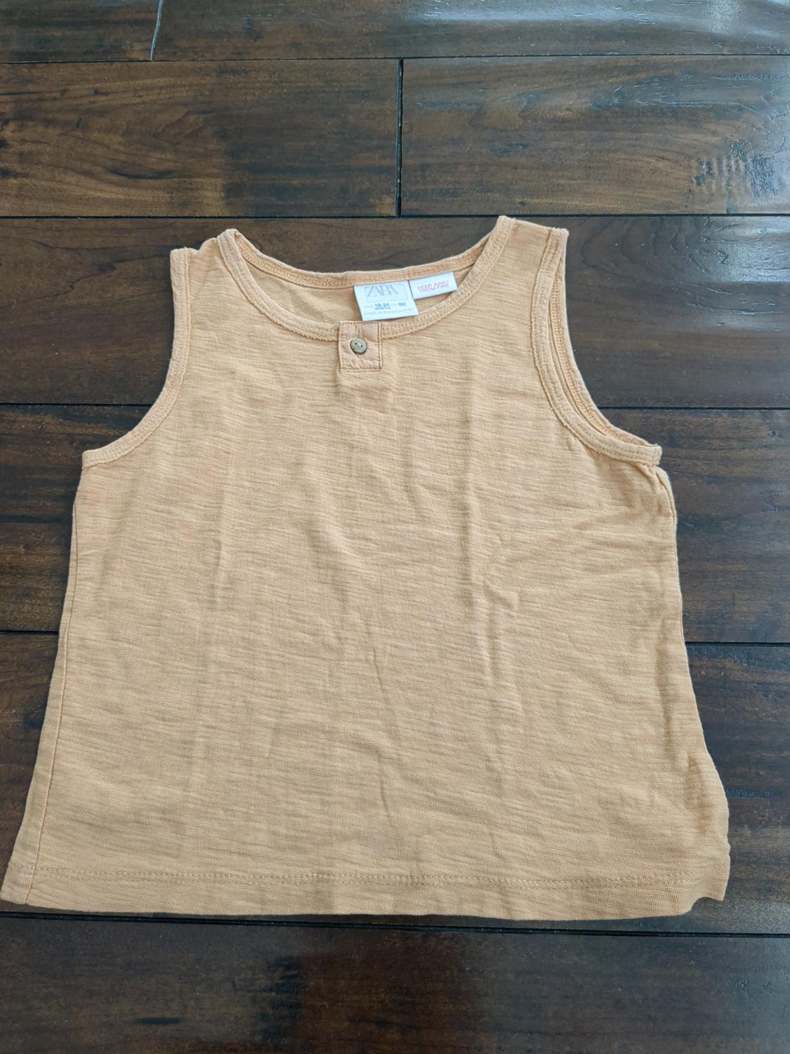 BUTTON TANK TOP