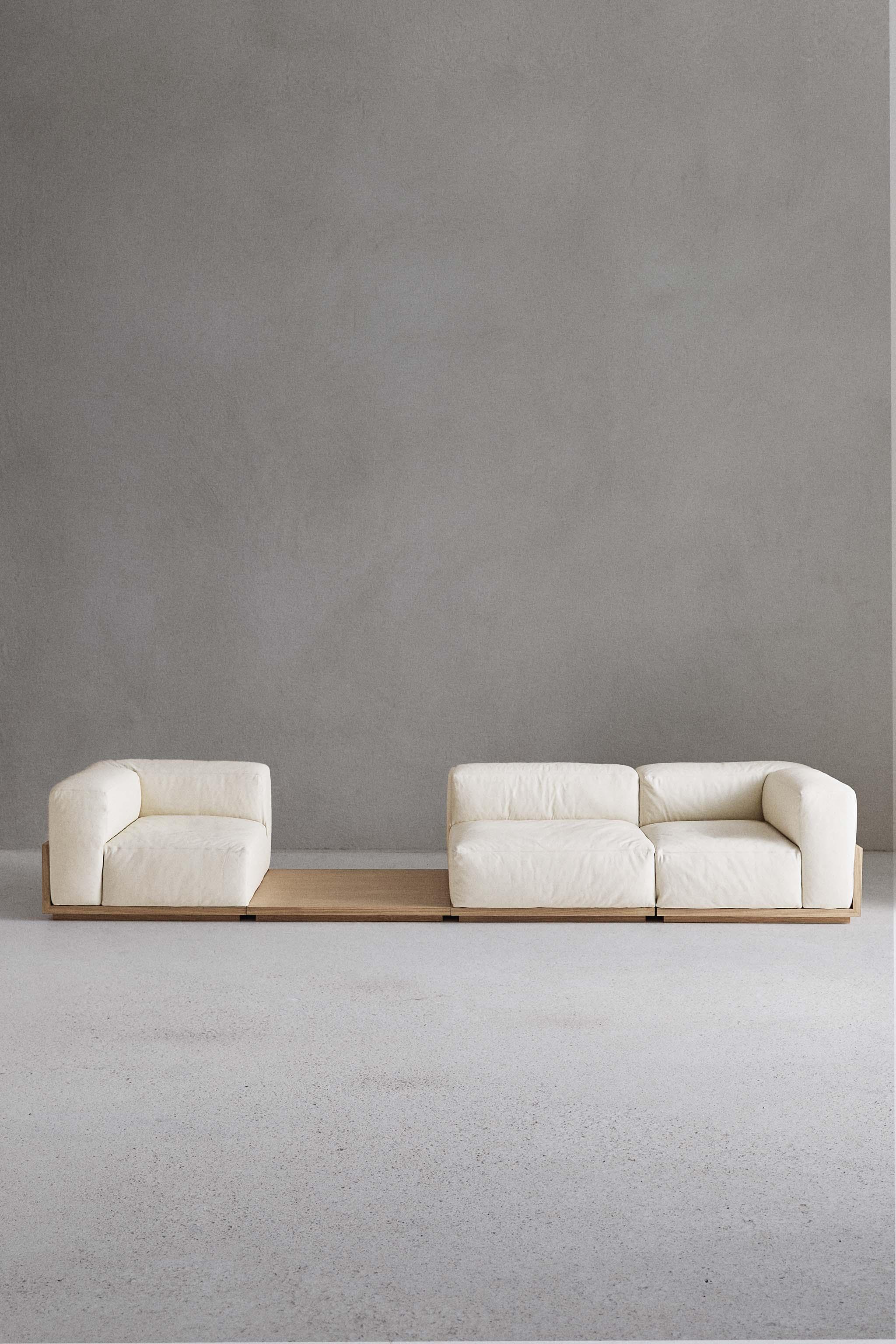 ZARA HOME リネン　アップホルスダード　ソファ　送料込み ZARA HOME リネン アップホルスダード ソファ 送料込み - メルカリ