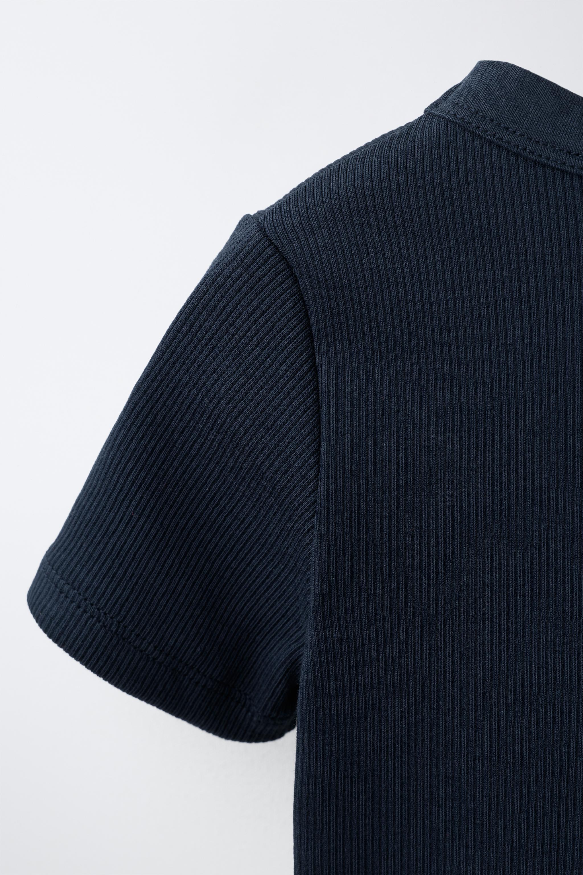 T-SHIRT CÔTELÉ BRODÉ FRUIT OF THE LOOM™