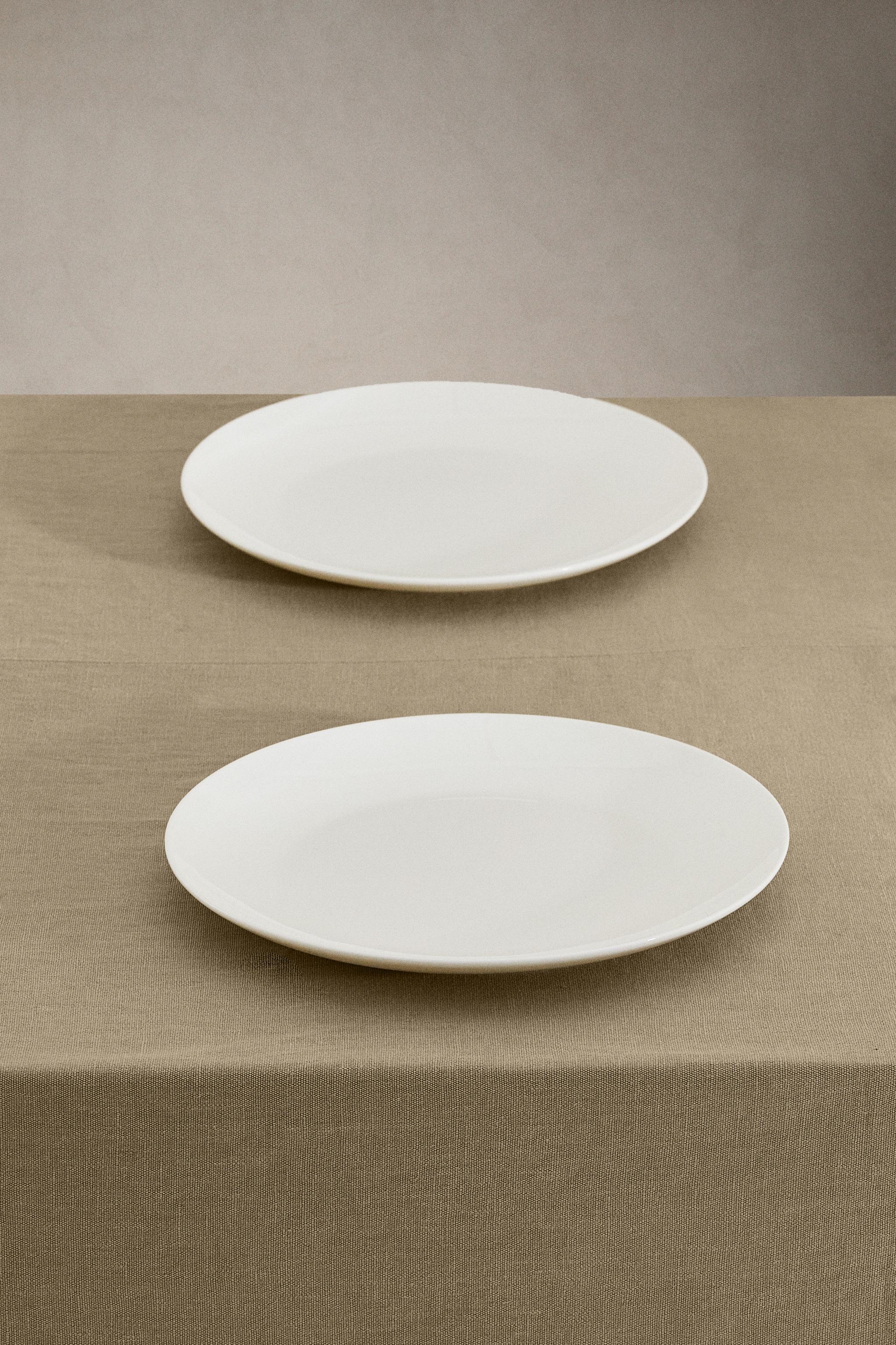 TABLECLOTH 01 — Brown / Taupe