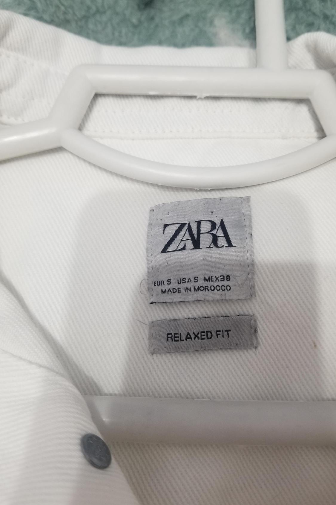 SHIRT WITH FACE PRINT - Image 3
