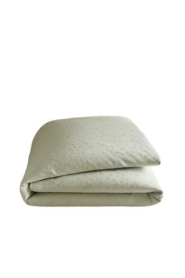 CLOVER BEDSPREAD - Green by Zara