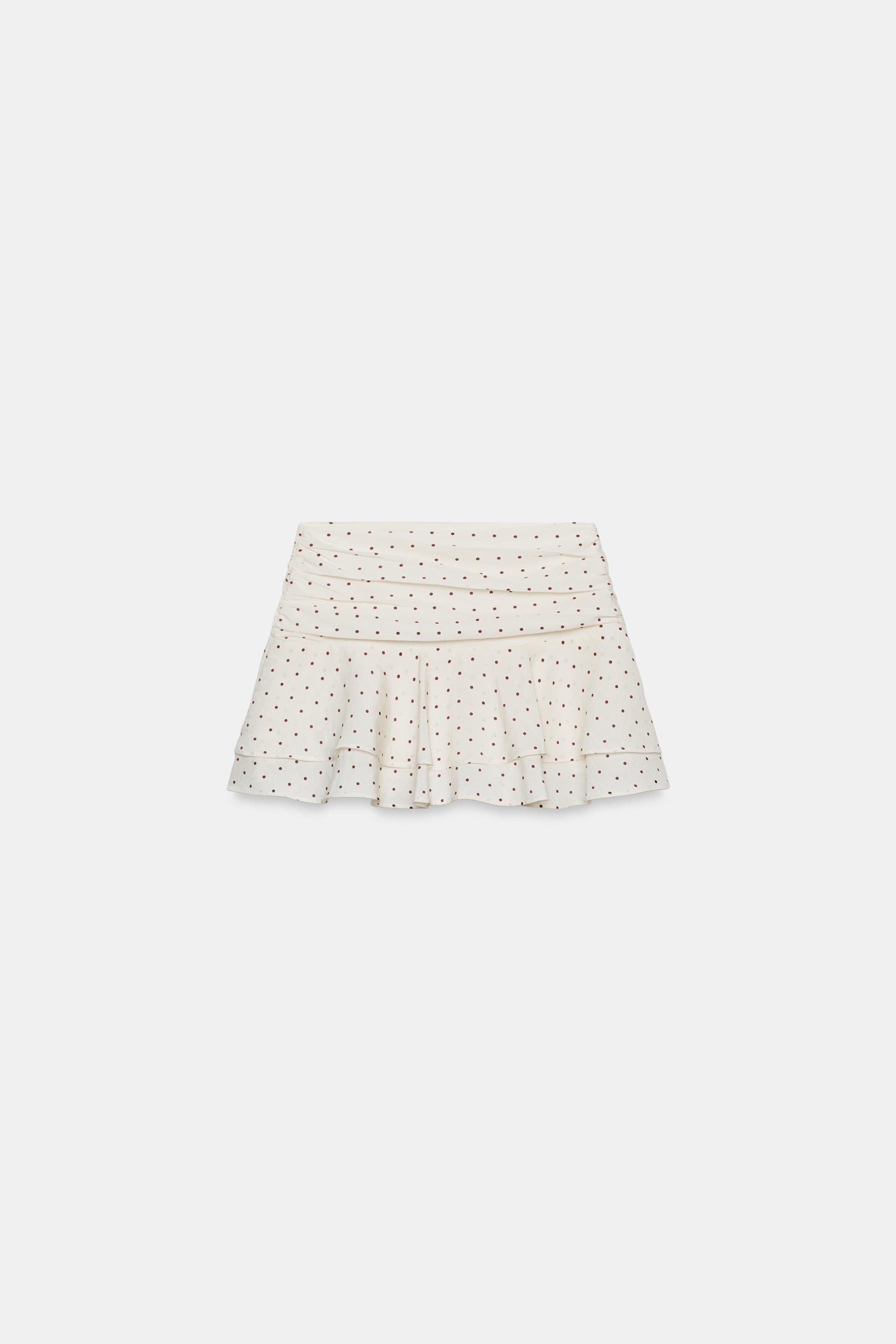 RUFFLED POLKA DOT SKORT