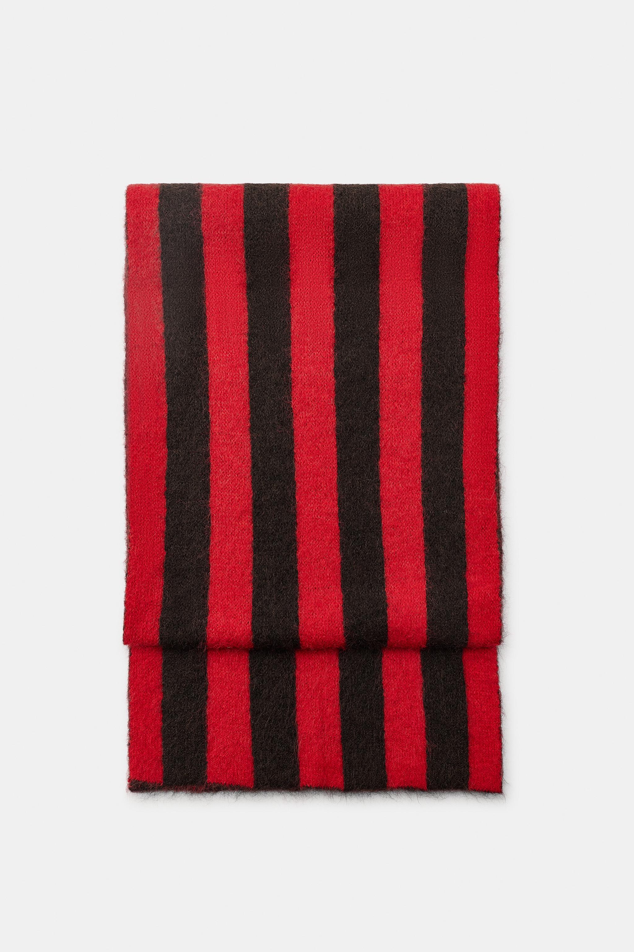 STRIPED KNIT SCARF
