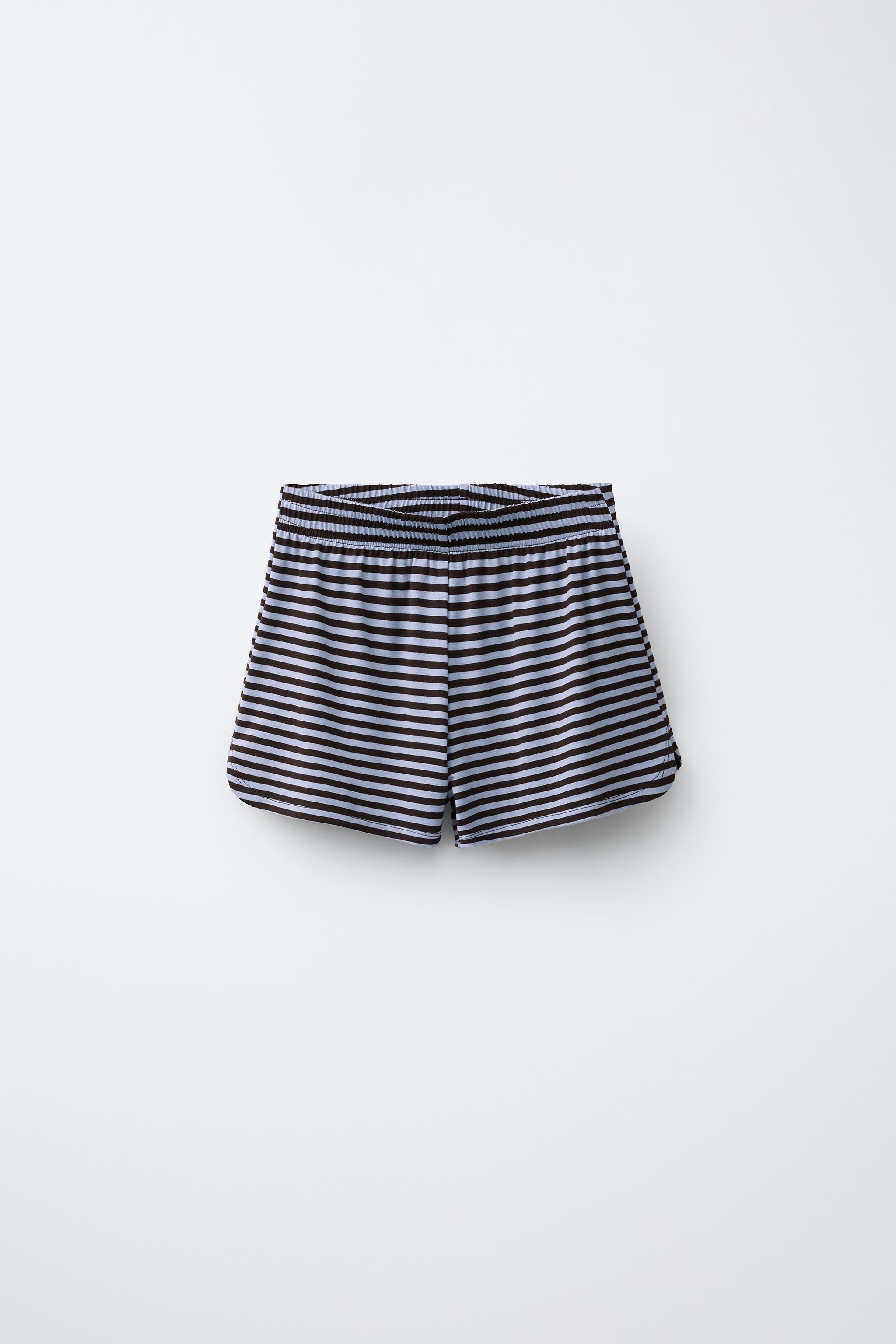 STRIPED T-SHIRT AND BERMUDA SET