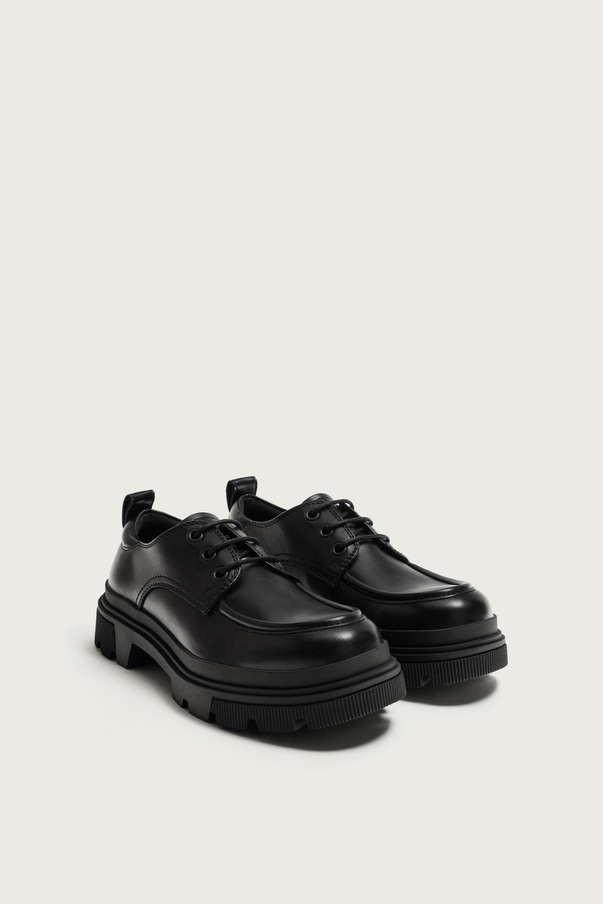CHUNKY MOC TOE SHOES — Black
