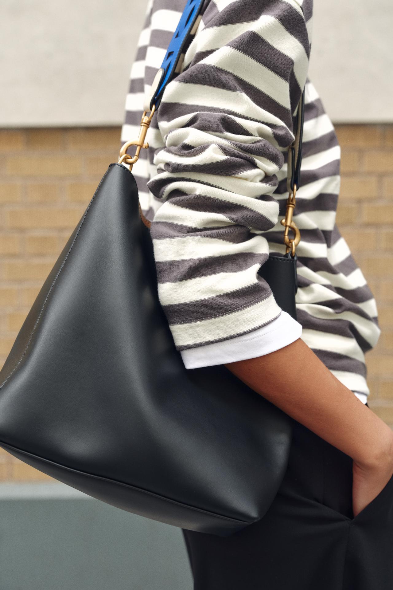 BUCKET BAG WITH HANDLE DETAIL — Black