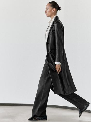 Abrigo largo piel napa - Negro de Zara